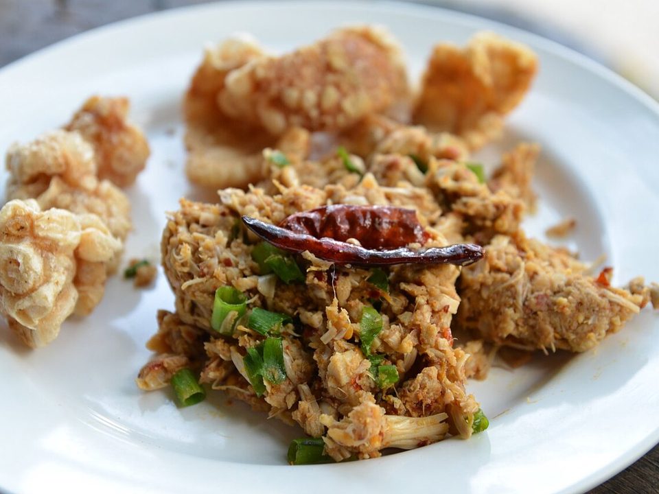 Tam Khanun (Young jackfruit salad)