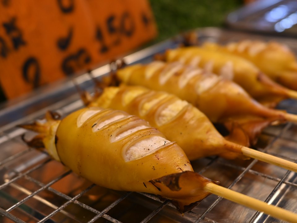 Pla Muek Yang (Grilled squid)